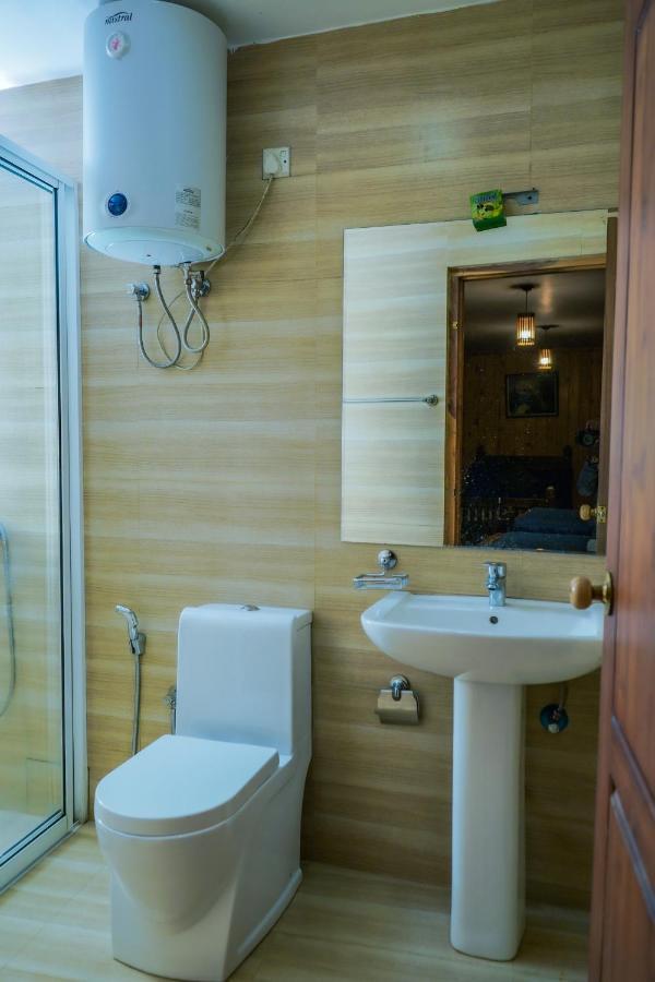 Hotel Blue Moon Residency Nuwara Eliya Exterior foto